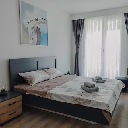 33rd Floor Twin In Cevahir Sky Complex With Pool, Spa, Fitness And Parking Included In Price Skopje