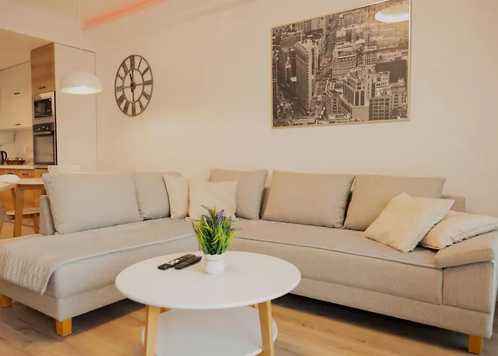 33rd Floor Twin & 7th Floor In Cevahir Sky Complex With Pool, Spa, Fitness And Parking Included In Price Appartement