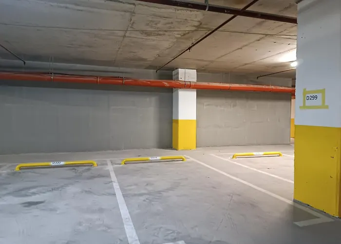 33rd Floor Twin & 7th Floor In Cevahir Sky Complex With Pool, Spa, Fitness And Parking Included In Price * Skopje