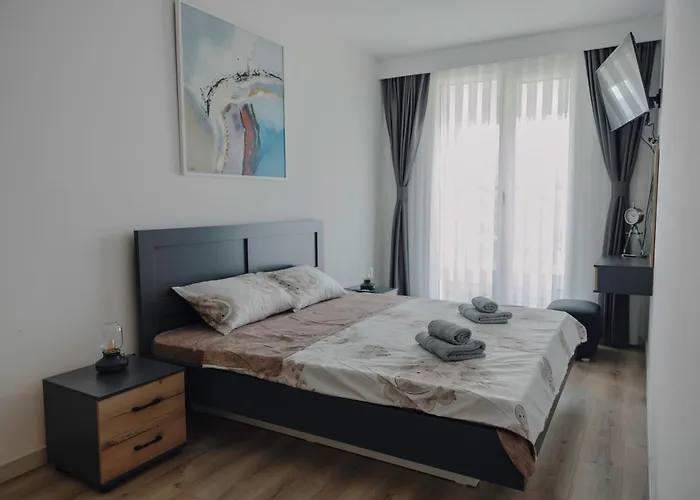 33rd Floor Twin & 7th Floor In Cevahir Sky Complex With Pool, Spa, Fitness And Parking Included In Price Skopje